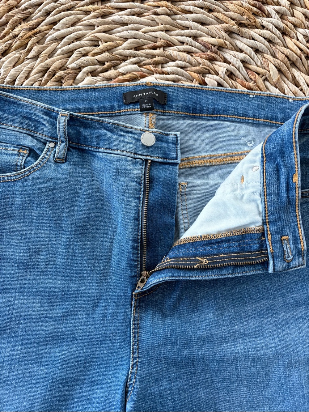 Ann Taylor Mid Rise Bootcut Jean - Picture 11 of 15